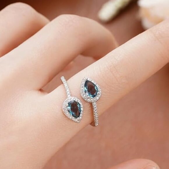 NEW 14k White Gold Pear Cut Diamond Ring Tear Drop Adjustable Resizable Ring - Picture 3 of 6